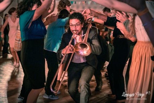 Limoges'Hop #5 - soirée d'ouverture du vendredi

Partage libre à des fins non promotionnelles ou commerciales, en créditant l'auteur (@lightexmachina).

© Alexandre - LIGHT EX MACHINA 2023, tous droits réservés.